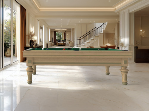Billard Europrestige en chene nature avec details RAL 100 70 20 et tapis vert jaune avec salon en arriere plan