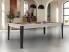 Billard FACTORY en chêne blanchi veiné avec tapis taupe et pieds noir, style moderne avec arches arrondies et suspensions noires
