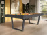 Billard URBAN en finition nano gris avec tapis camel et pieds assortis. modèle minimaliste, contemporain, salon murs jaunes